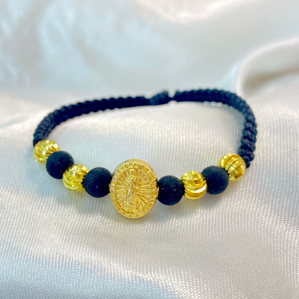PULSERA NEGRA TEJIDA DE LA VIRGEN DE GUADALUPE CON NEOPRENO Y BALIN DIAMANTADO